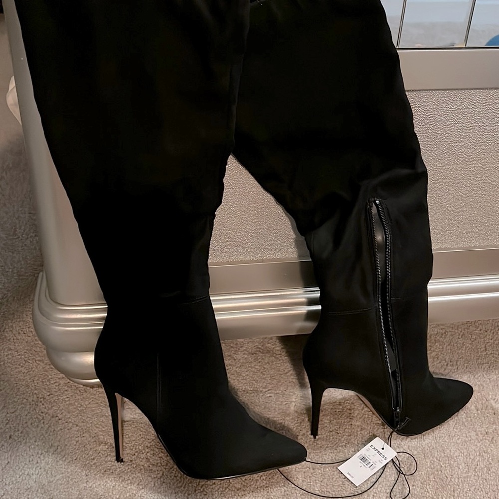 Brand new. My calf’s are too big lol